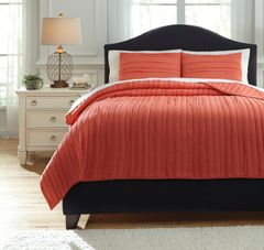 Signature Design by Ashley® Solsta Coral Queen Coverlet Set