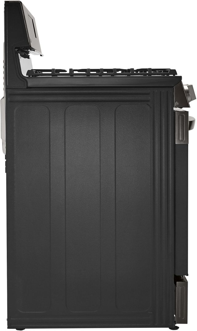 LG 4 Piece PrintProof™ Black Stainless Steel Kitchen Package 27