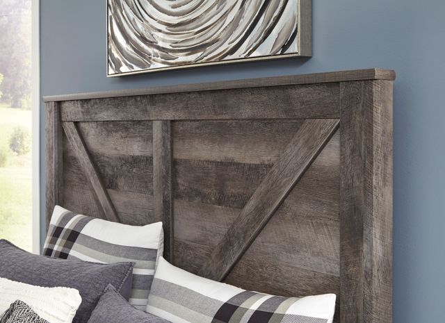 Signature Design by Ashley® Wynnlow Gray King Crossbuck Panel Bed 4