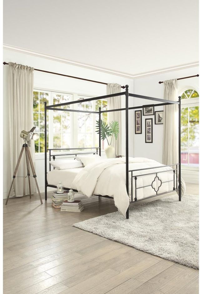 Mazin Furniture Hosta Queen Canopy Bed 3