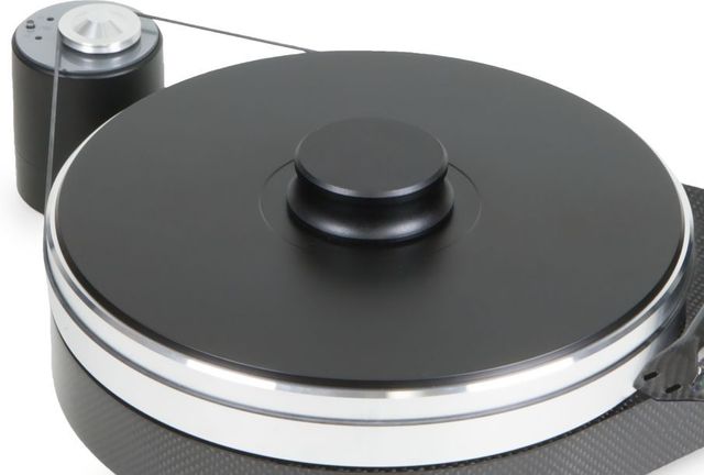 Pro-Ject RPM 9 Carbon SuperPack Turntables 2