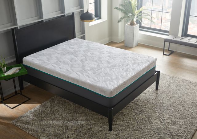 Corsicana Renue™ Hybrid Medium Mattress In A Box 