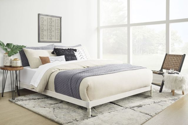 Signature Design by Ashley® Tannally Vintage White King Simple Bed 5