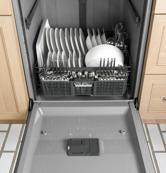 GE® 24" Built-In Dishwasher-Black Slate 9