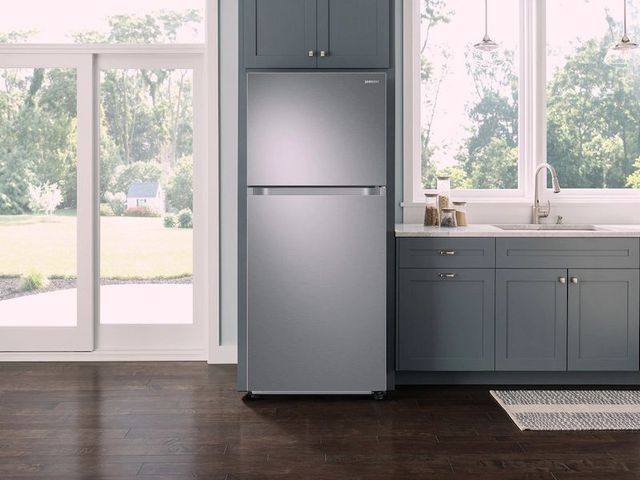 Samsung 18 Cu. Ft. Top Freezer Refrigerator-Stainless Steel 23