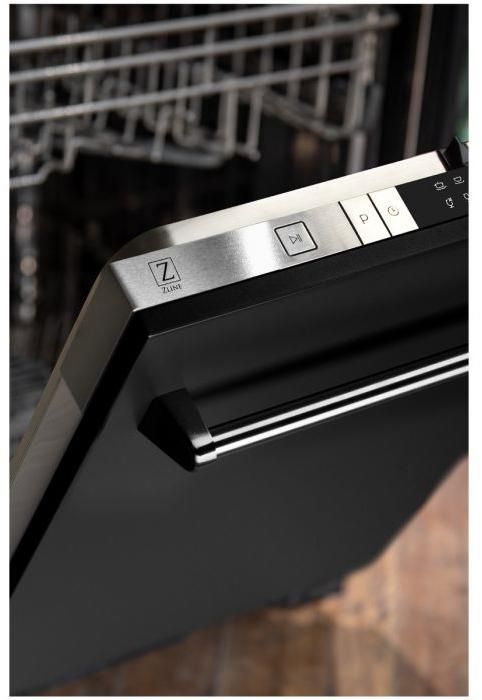 ZLINE Professional 24" Black Matte Built In Dishwasher 4