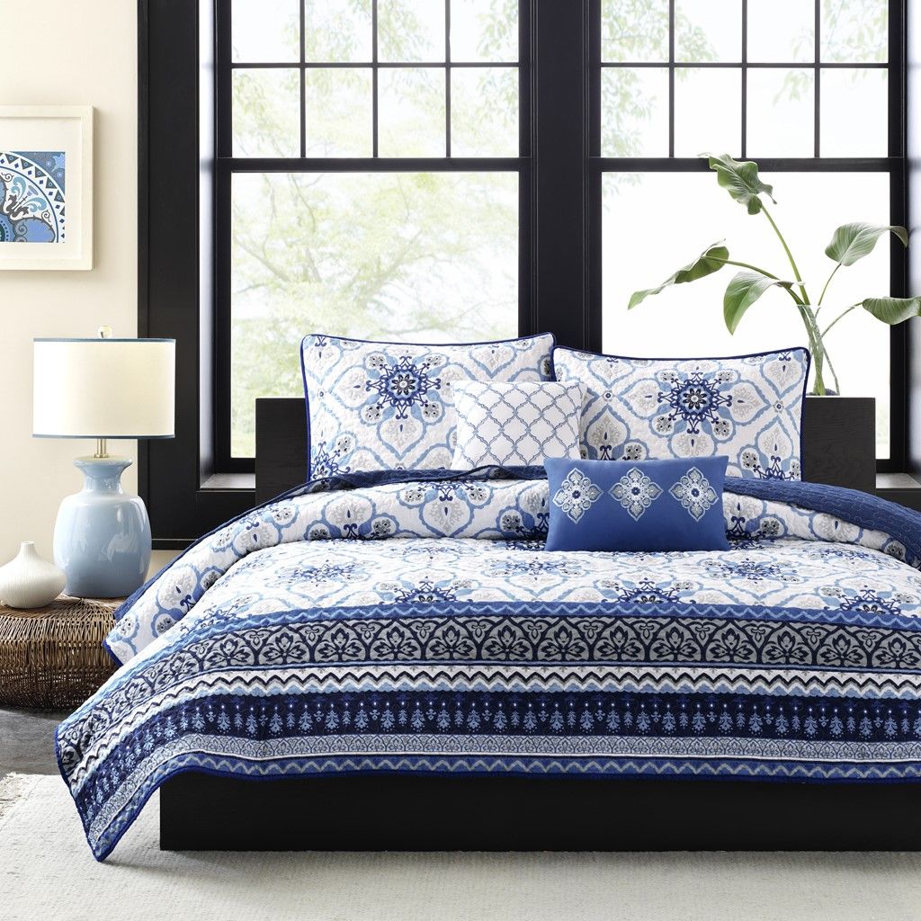 Olliix by Intelligent Design Cassy Blue Full/Queen Reversible Coverlet ...