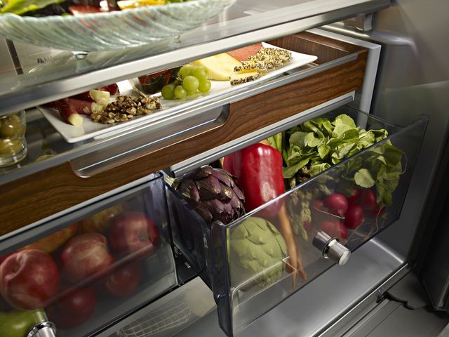 Réfrigérateur à portes françaises à profondeur de comptoir 36 po KitchenAid® PrintShield™ de 23,8 pi³ - Acier inoxydable  17