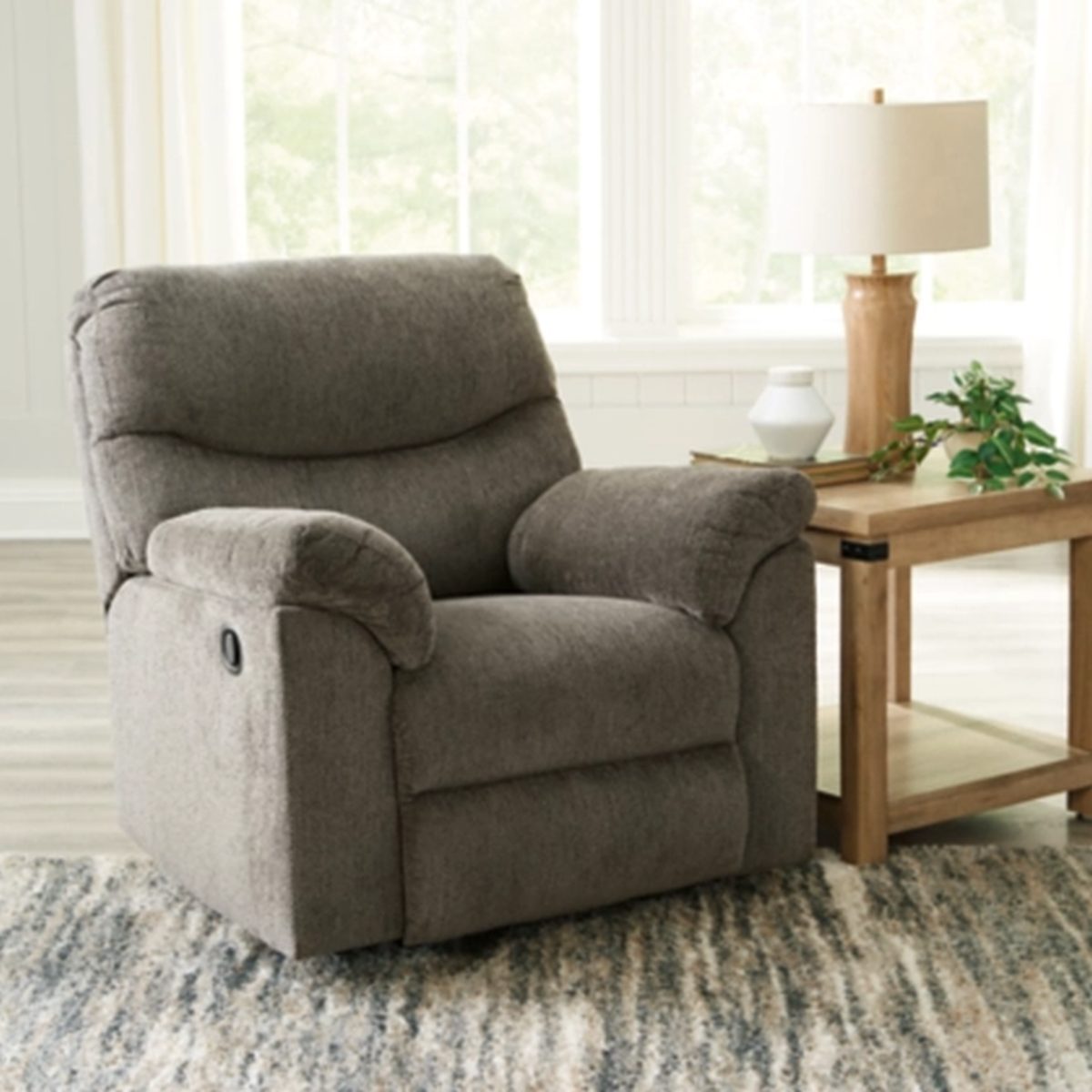 Signature Design By Ashley® Alphons Recliner | Evans Furniture ...