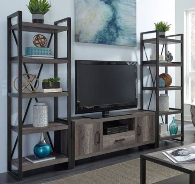 Liberty Tanners Creek Greystone Entertainment Center with Piers-0