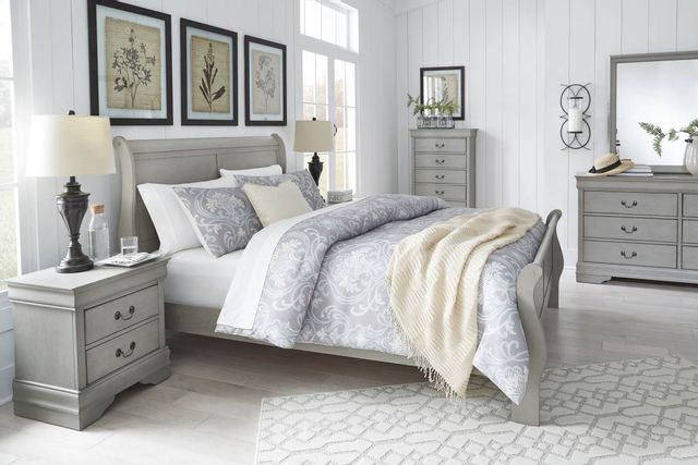 Signature Design by Ashley® Kordasky 4-Piece Gray Queen Bedroom Set-1
