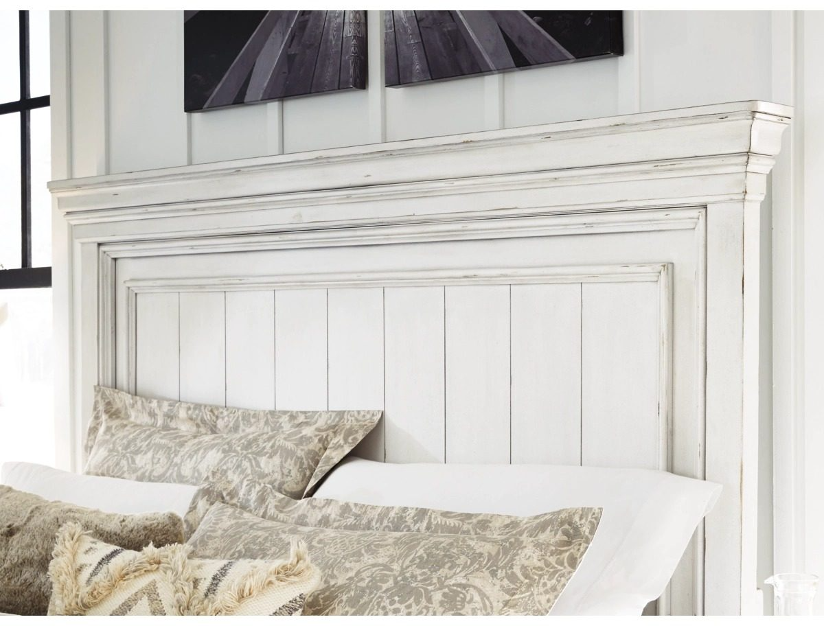 Benchcraft® Kanwyn Whitewash King Panel Bed | Miskelly Furniture