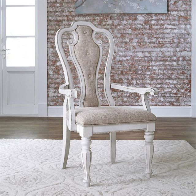 Liberty Furniture Magnolia Manor Dining Arm Chair 3