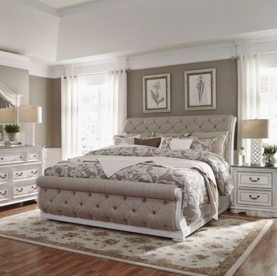 Liberty Magnolia Manor 4-Piece Antique White Queen Sleigh Bedroom Set 5