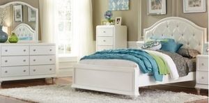 Liberty Stardust 3-Piece Iridescent White Youth Full Bedroom Set