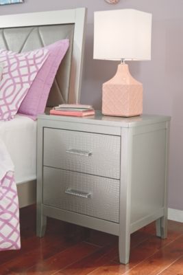 Signature Design by Ashley® Olivet Silver Nightstand 3