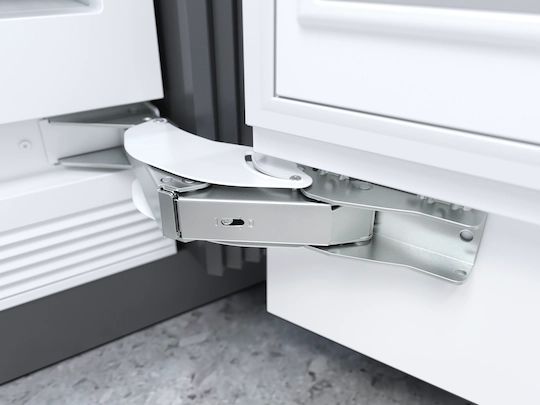 Miele MasterCool™ 16.0 Cu. Ft. Stainless Steel Counter Depth Bottom Freezer Refrigerator 8
