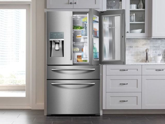 Samsung 28 Cu. Ft. 4-Door French Door Food Showcase Refrigerator-Stainless Steel 8