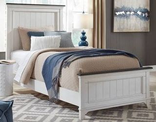 Liberty Allyson Park Wirebrushed White Full Panel Bed