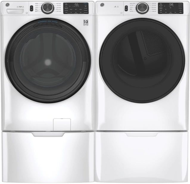 GE® 4.5 Cu. Ft. White Smart Front Load Washer 3