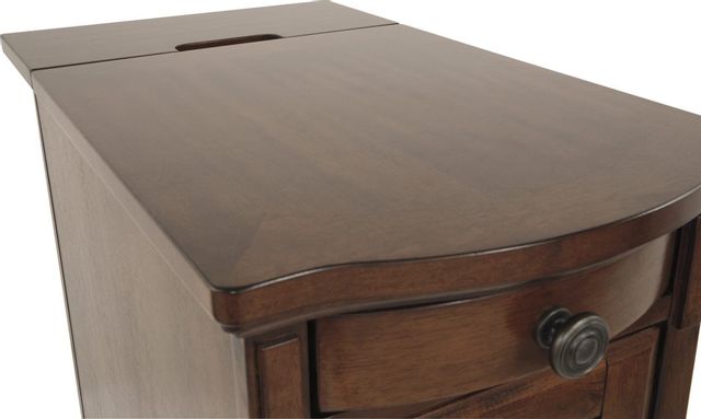 Signature Design by Ashley® Laflorn Medium Brown Chairside End Table 6