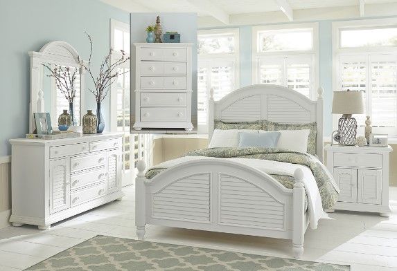 Liberty Summer House l 4-Piece Oyster White Queen Poster Bedroom Set 4