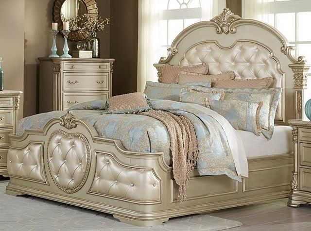 Homelegance® Antoinetta Eastern King Bed