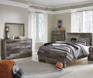 Benchcraft® Derekson 3 Piece Multi-Gray Full Bedroom Set