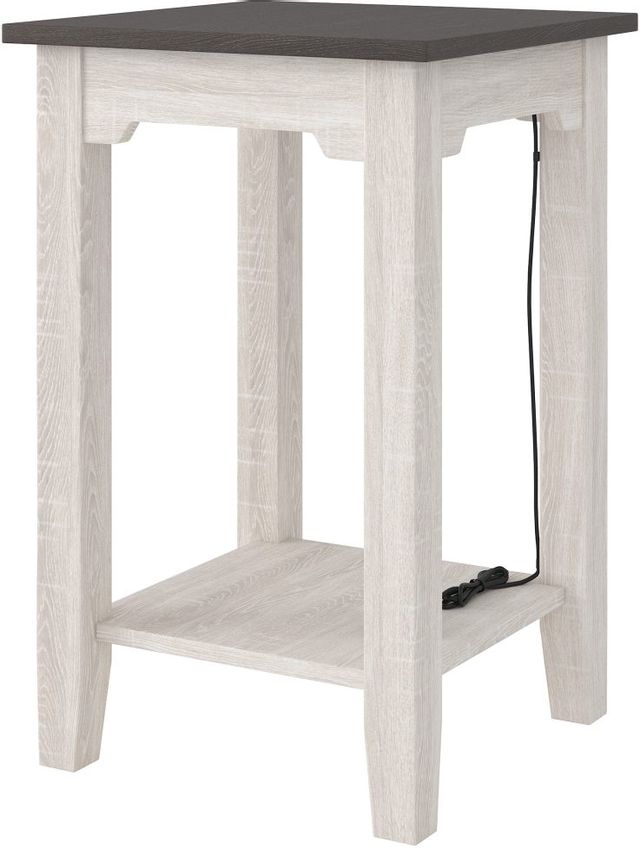 Signature Design by Ashley® Dorrinson Two-tone Chairside End Table 0