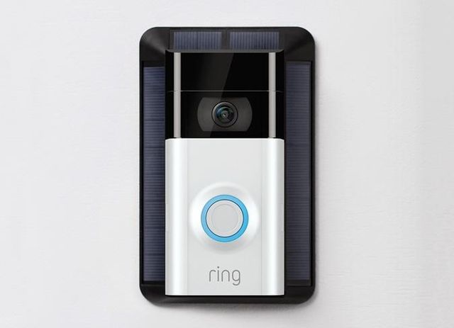 Ring Black Solar Charger 1