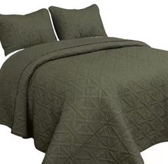 Signature Design by Ashley® Guslea Dark Olive Green Queen Coverlet Set