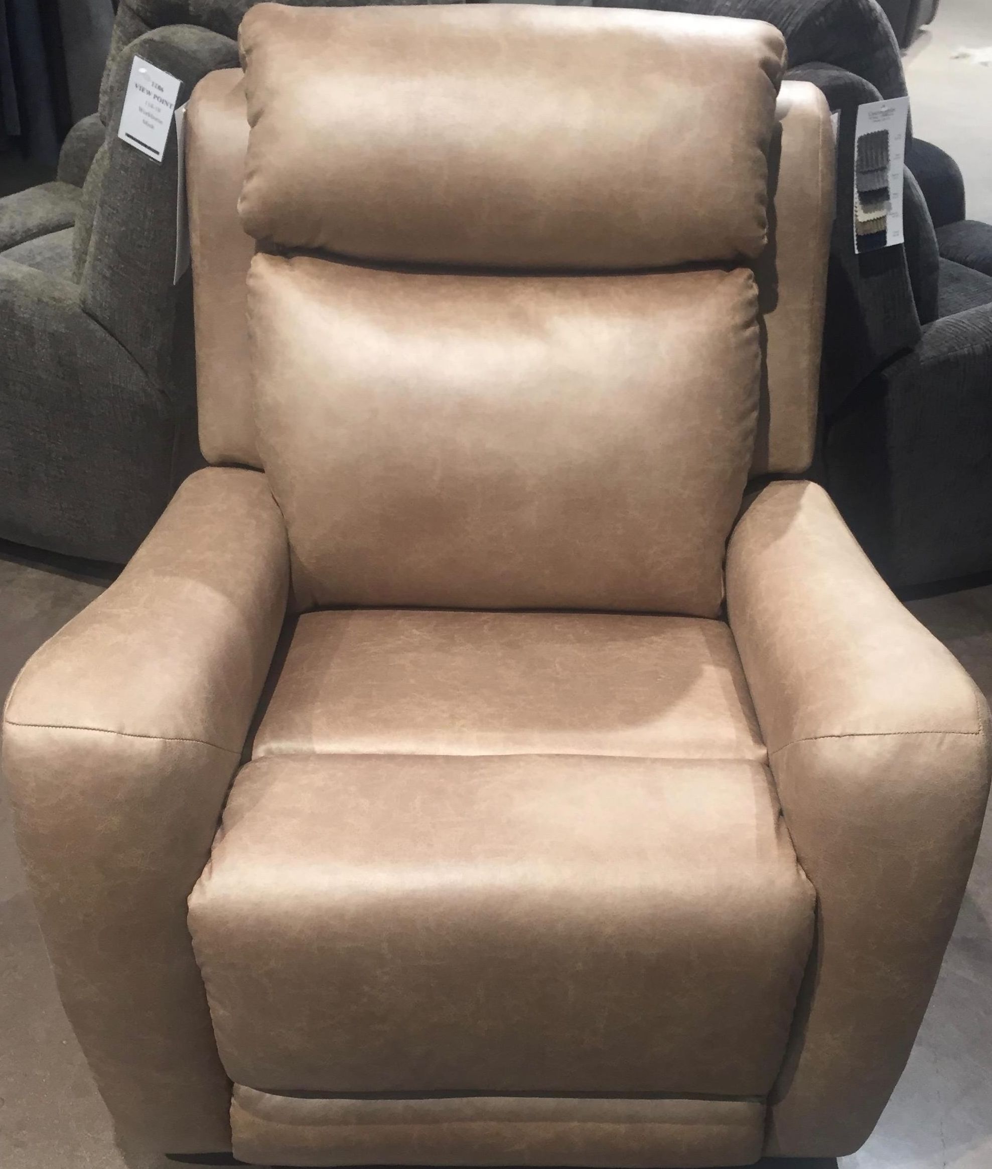 Southern Motion™ View Point Brown Swivel Rocker Recliner
