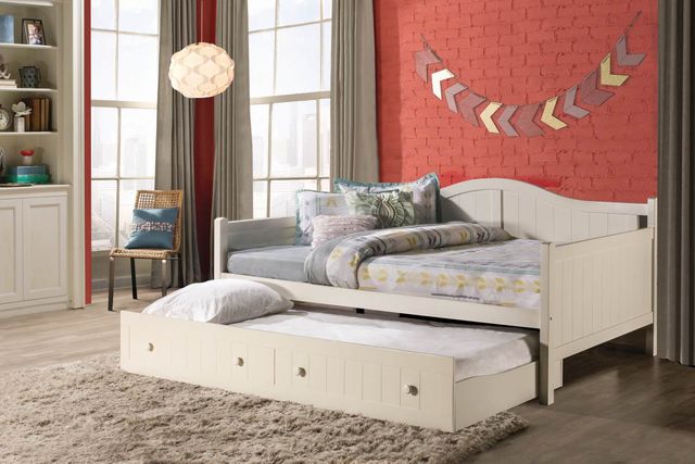 Hillsdale Furniture Staci White Full Daybed with Trundle 7