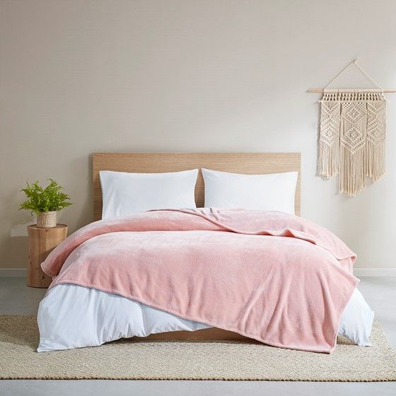 Olliix by Clean Spaces Blush Twin  Antimicrobial Plush Blanket-2