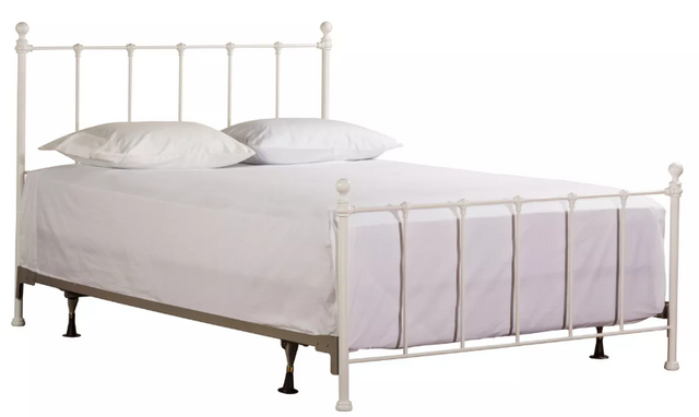 Hillsdale Furniture Molly White Queen Bed
