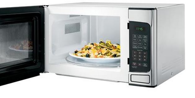 1.1 Cu Open-Box Excellent: GE Ft Stainless steel Mid-Size Microwave 