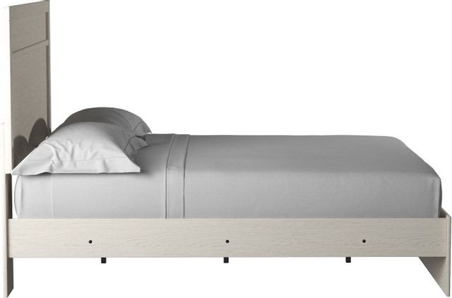 Signature Design by Ashley® Stelsie White Full Panel Bed 3