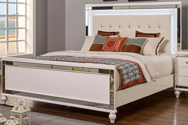New Classic® Furniture Valentino White Western King Upholstered Bed-0
