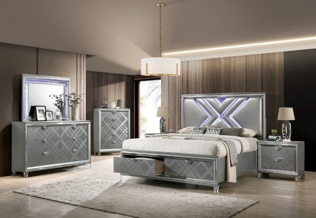Furniture of America® Emmeline Silver Queen 4 Piece Bedroom Set 0