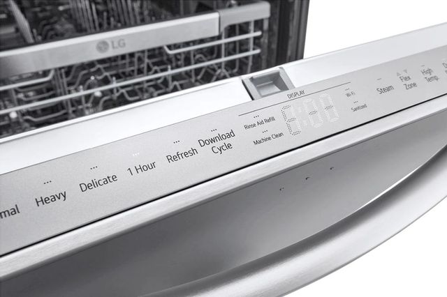 LG 24" PrintProof™ Stainless Steel Smart Top Control Built In Dishwasher 4