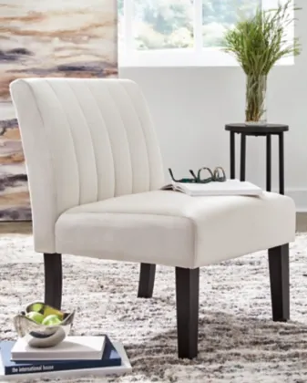 Signature Design by Ashley® Hughleigh Light Beige Accent Chair 3