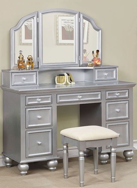 Furniture of America® Tracy Silver Vanity with stool