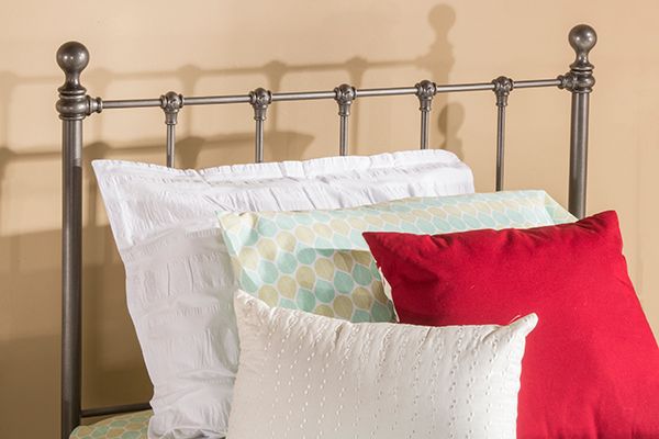 Hillsdale Furniture Molly Black Steel Twin Bed 1