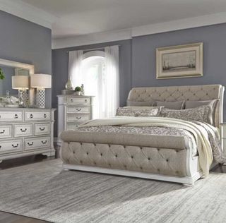 Liberty Abbey Park 4-Piece Antique White Queen Upholstered Sleigh Bed Set