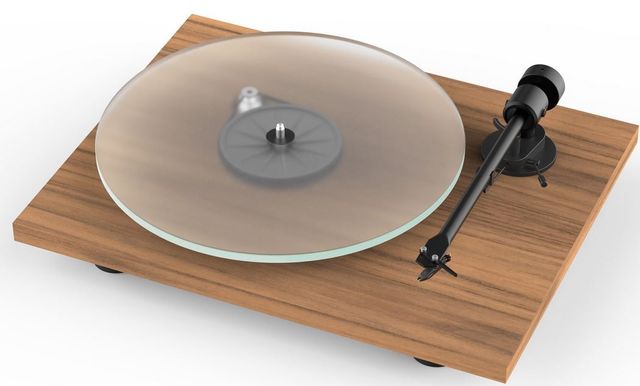 Pro-Ject High Gloss Black Audiophile Entry Level Turntable 0