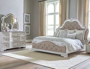 Liberty Magnolia Manor 3-Piece Antique White/Weathered Bark Queen Bedroom Set