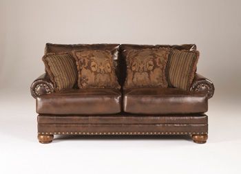 Signature Design by Ashley® Chaling Loveseat 1