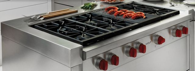 Wolf® 48" Stainless Steel Pro Style Gas Rangetop 4