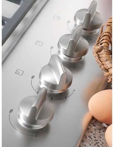 Miele 30" Stainless Steel Gas Cooktop 1