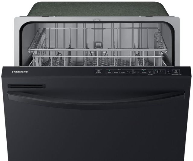 Samsung 24" Black Built-In Dishwasher 3